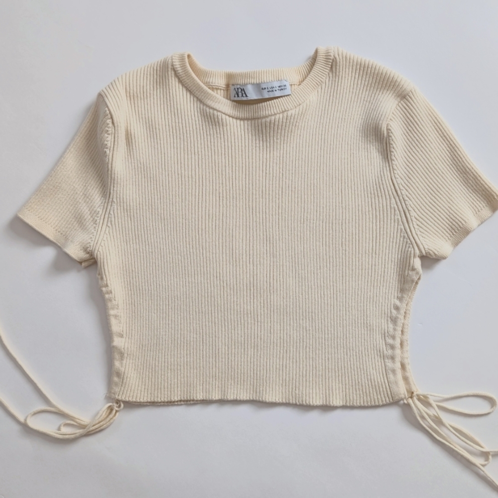 ZARA Cream Ribbed Cropped Knit Top